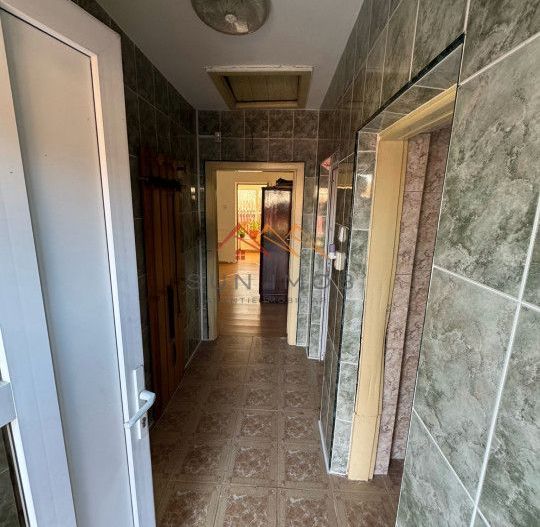 Casa 3 camere, garaj, teren 289 m2, central, stare buna, Campina, PH - Poză 10