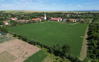 Teren de 1.6ha ideal pentru dezvoltare rezidentiala sau proiect turistic - Poză 5
