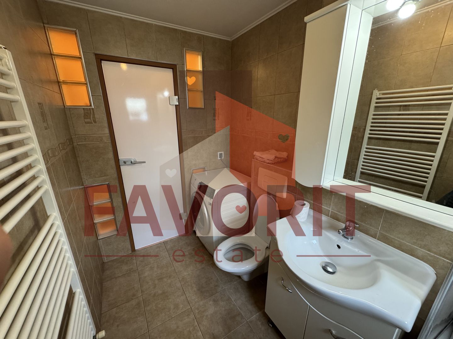 Disponibil imediat. Etaj 1. Centrala proprie. Vedere pe 2 parti. - Poză 15