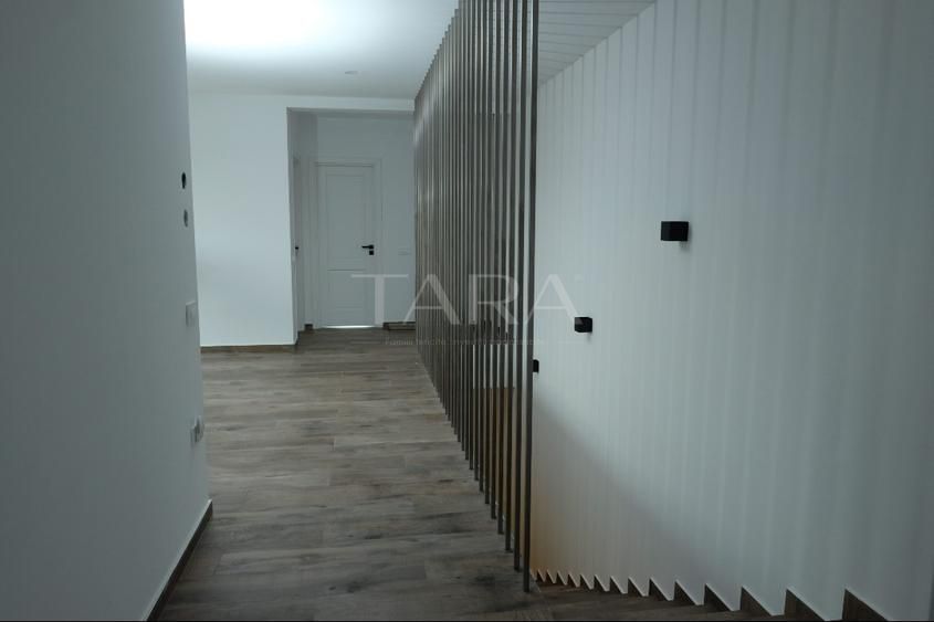 Duplex modern într-o zonă liniștită din Apahida, zonă excelentă. - Poză 7