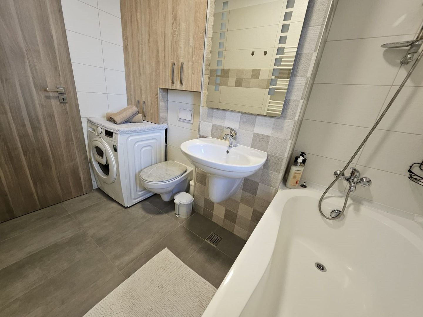 Torontalului | 2 camere + birou | 2 terase | Mobilat-Utilat | Loc de parcare - Poză 14