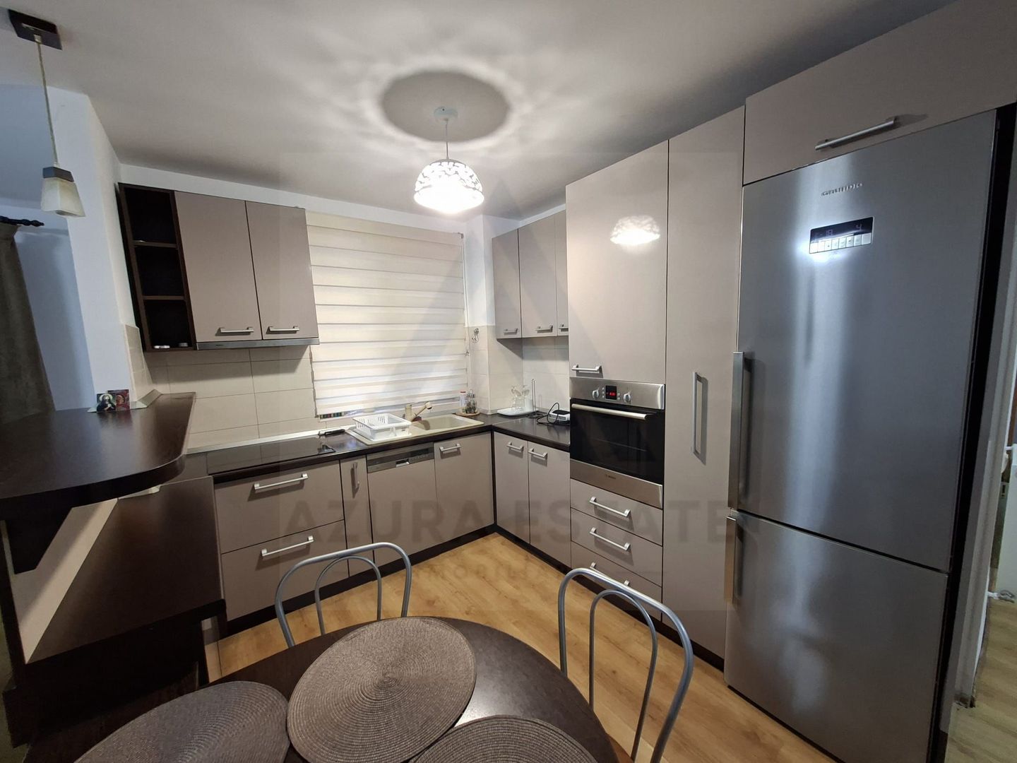 Apartament modern 3 camere 2 bai si parcare subterana in zona Rahovei - Poză 2