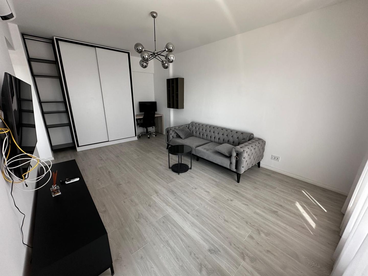 2 Camere Parcare 10min Metrou Petrache Poenaru Lake House2 Lacul Morii - Poză 3