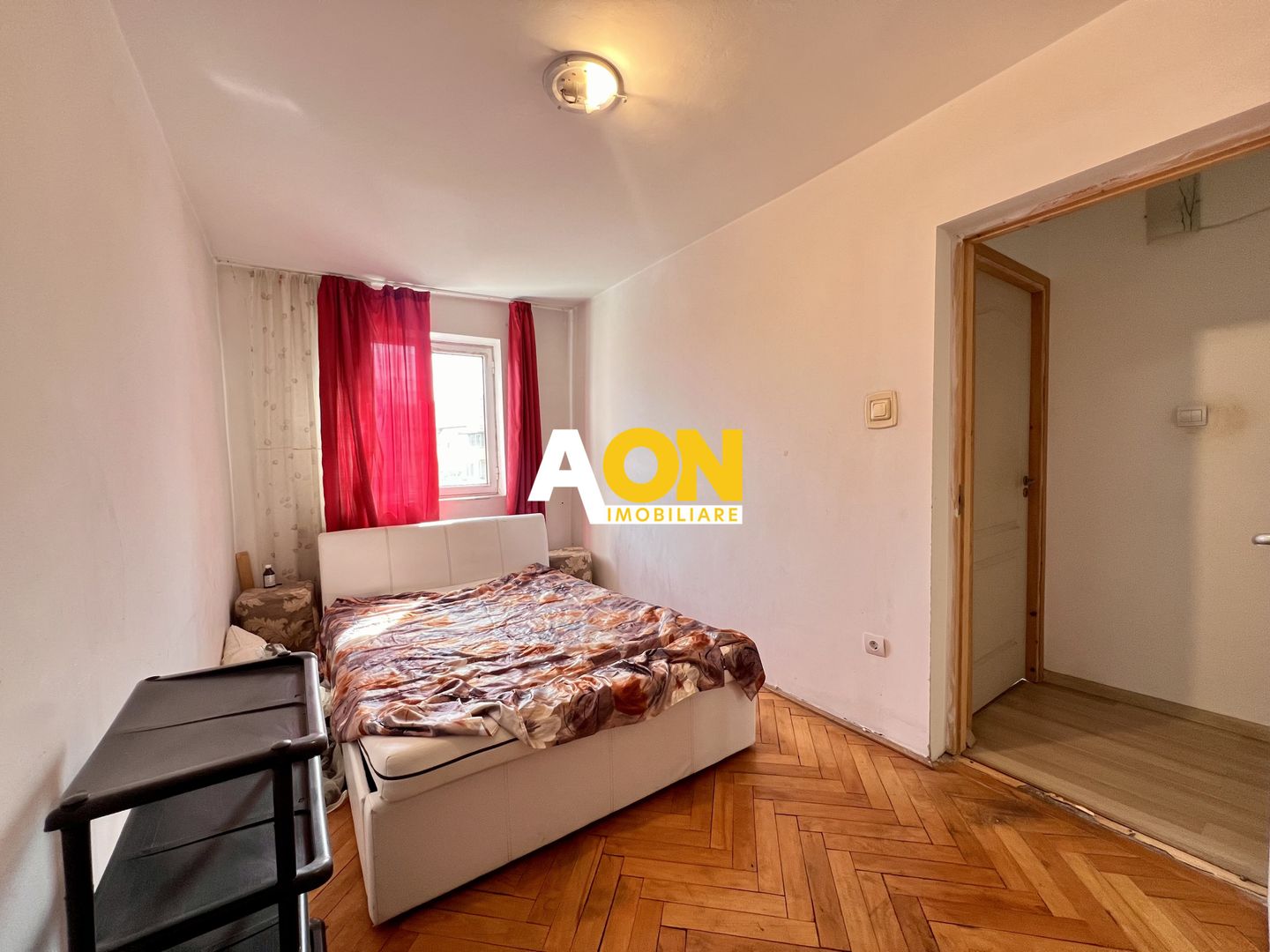 Apartament 3 Camere | Decomandat | 65 mp | Zona Cetate - Poză 1