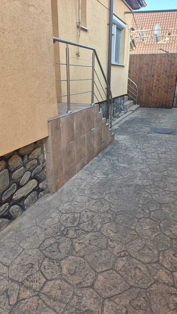 Casa 80 mp utili curte de 30 mp terasa inchisa 6 mp zona Hipodrom 1 - Poză 7