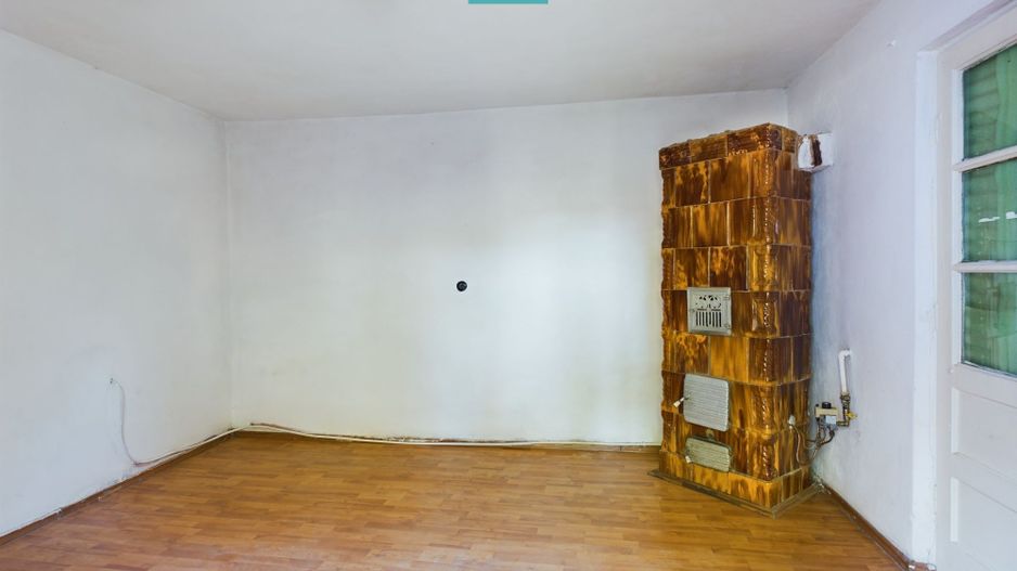 Casă cu 4 camere de vânzare în Sega - Poză 5