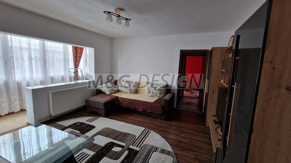 Apartament  camere Girocului etaj 2 cu centrala - Poză 1