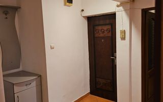 Apartament 2 camere, decomandat, etaj 1 – Victoriei, zona Albina - Poză 8