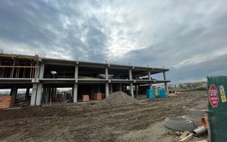 Spatiu comercial in Selimbar, ansamblu nou de blocuri, 156mp - Poză 11