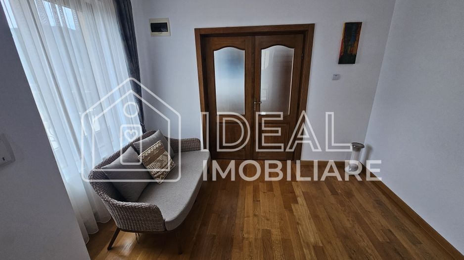 Casă deosebită, cu 5 camere, cu teren de 1132 mp – Cisnădioara - Poză 22