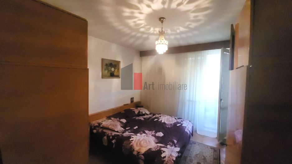 Apartament 3 camere transformat in 2 camere Titan - Poză 4