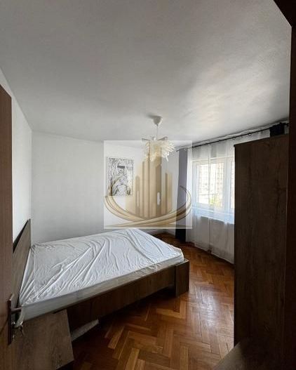 Apartament 2 camere 54 mp, bloc anvelopat, zonă centrală - Poză 2