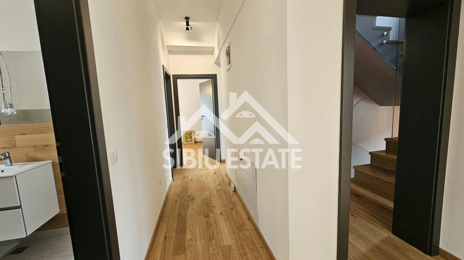 Casa moderna HOME & BUSINESS - Poză 25