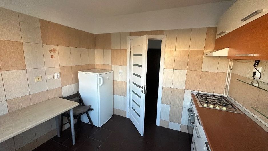 Inchiriez apartament 2 camere - renovat Crangasi - Poză 5