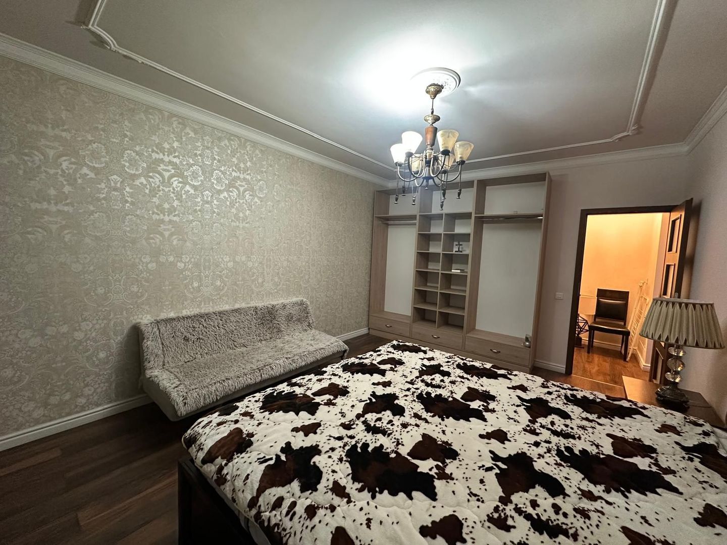 De vanzare apartament 2 camere - Mihai Bravu - Poză 5