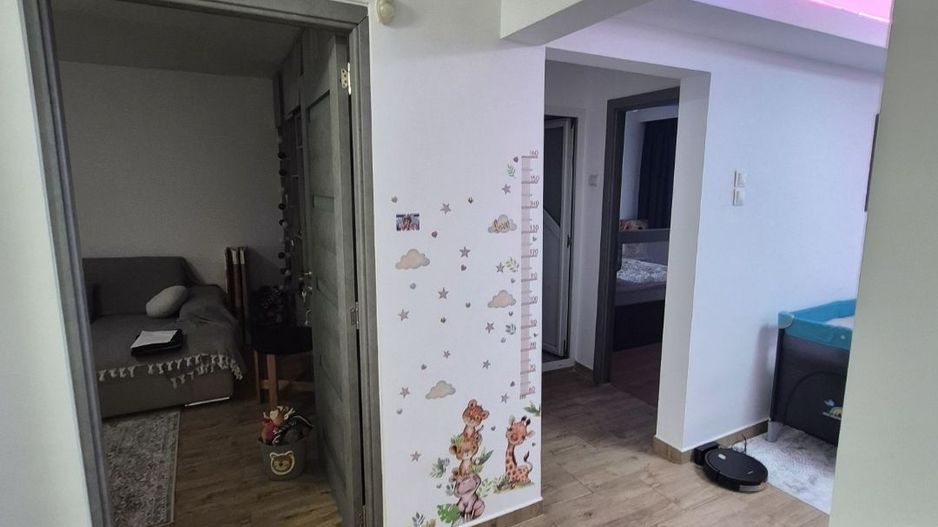 Ap decomandat 4 camere , 2 bai si 2 balcoane-zona Colentina bloc 1986 - Poză 20