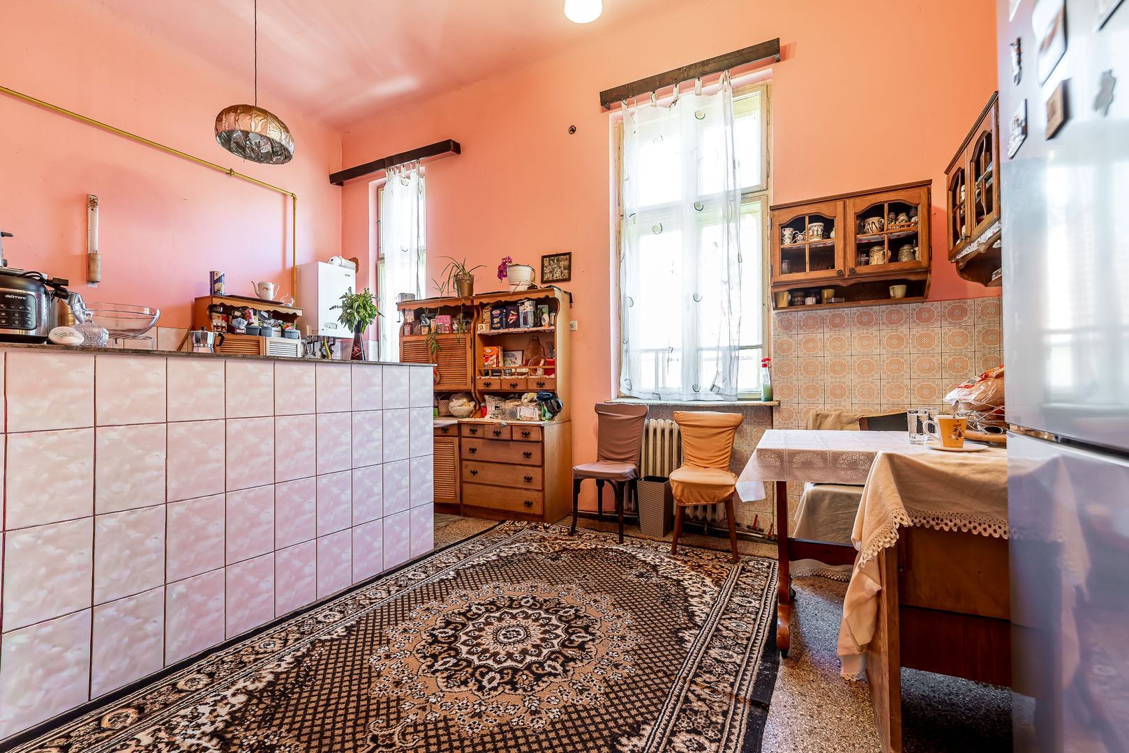 Apartament cu 4 camere si terasa si curte proprie, langa primarie - Poză 11