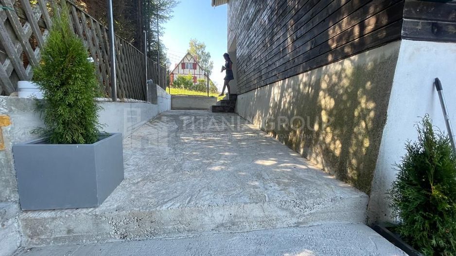 INVESTITIE Vila moderna + vila la rosu, teren 1480 padure - Poză 13