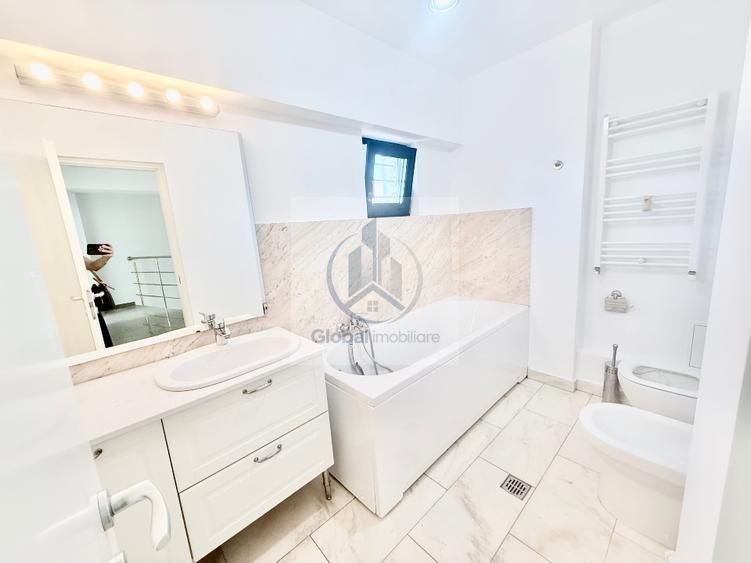 PROPRIETAR închiriez 4 camere duplex - Poză 4
