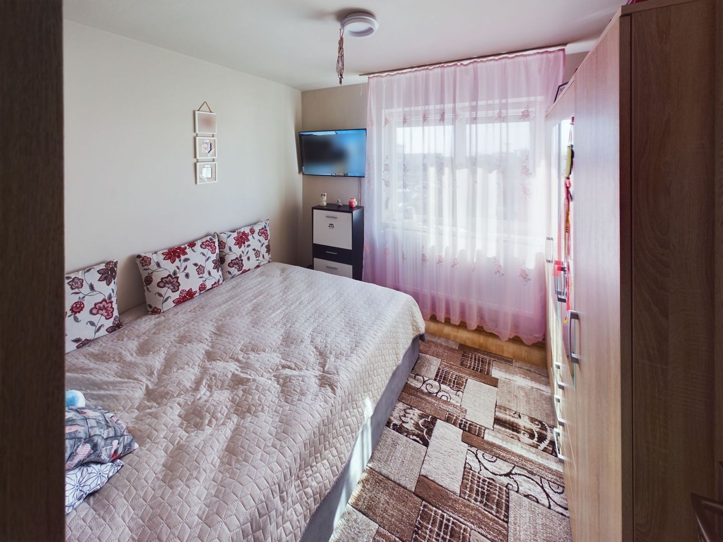 Apartament cu 4 camere zona Fortuna - Poză 9