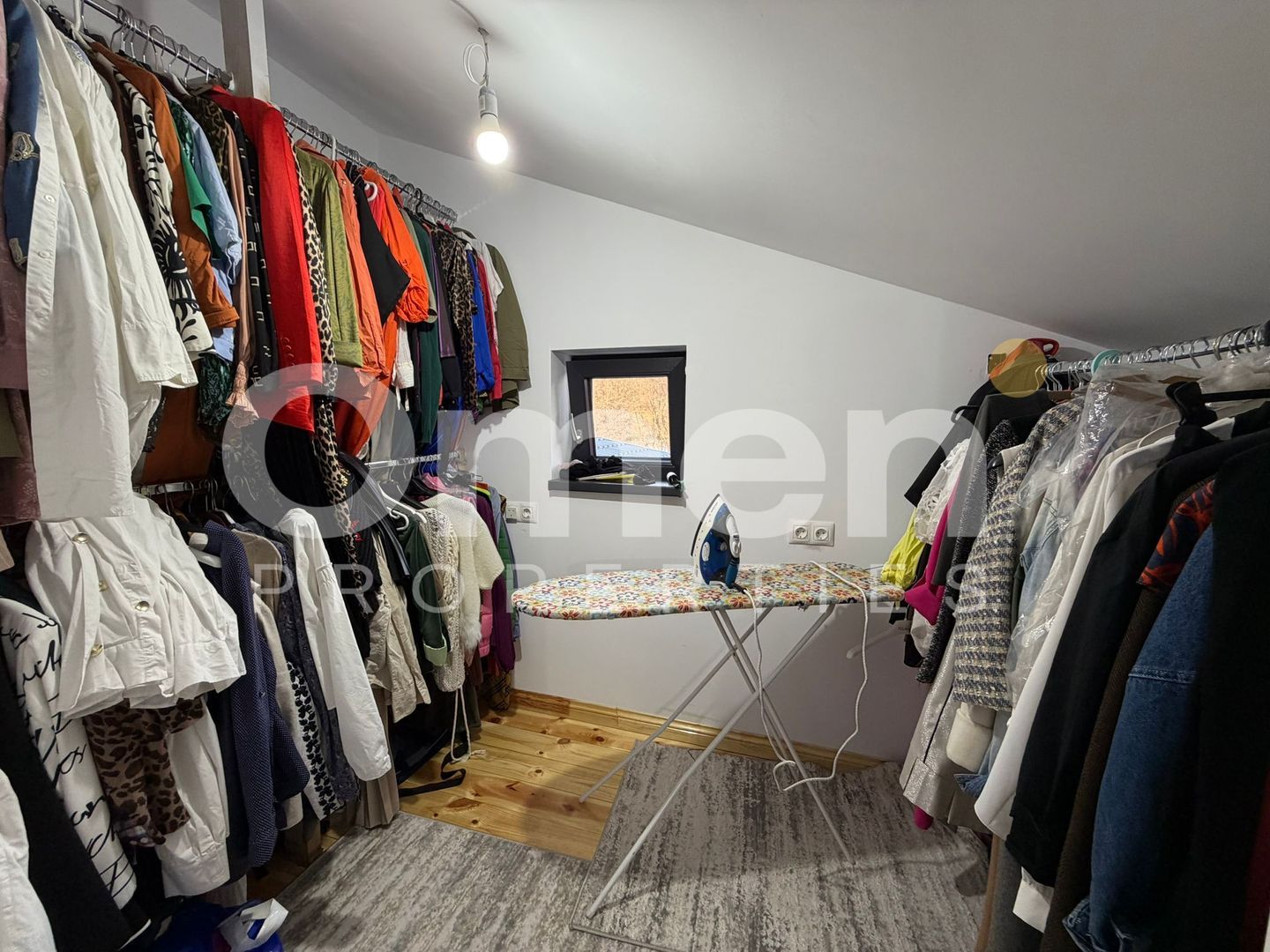 Casa moderna de vanzare cu 8.5 ari de teren zona Luncii, baraj Firiza - Poză 16