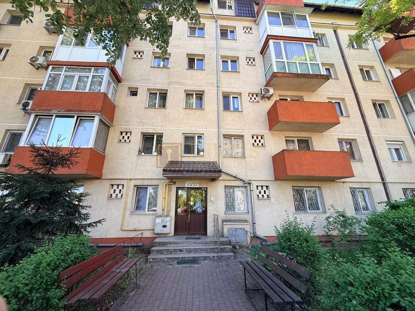 2 camere| vis a vis de Spitalul Judetean| centrala proprie| - Poză 15