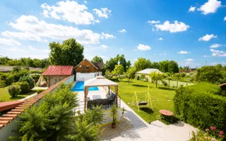 Proprietate Premium | 2 Case | Piscină | Teren 2.000 mp | Mobilată - Poză 11