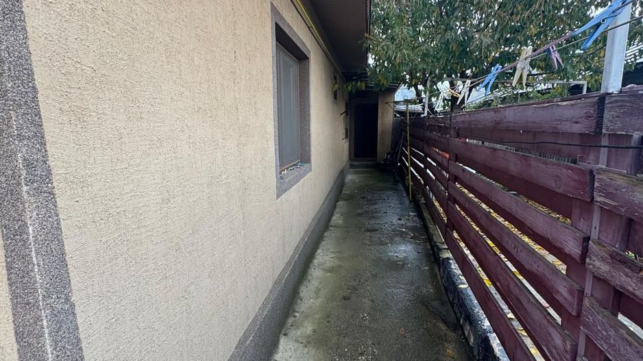 Casă de vânzare pe strada Sabarului - Poză 11