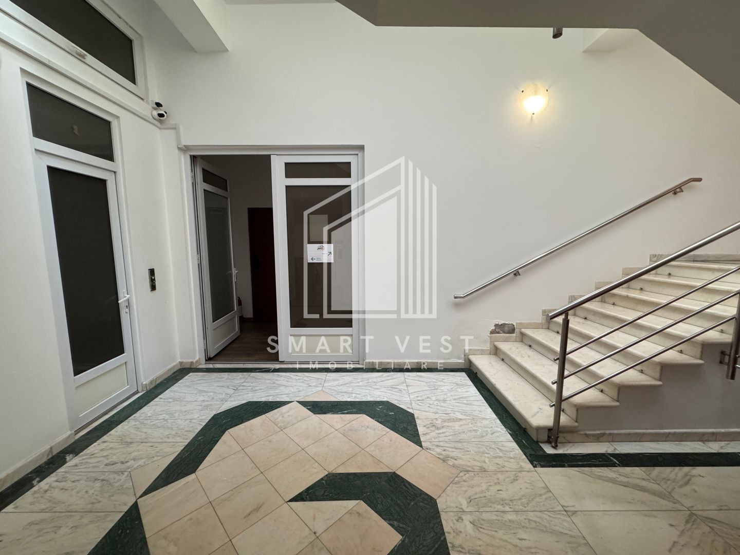 IMOBIL CENTRAL 500 MP | 8 CAMERE CU BĂI PROPRII | INVESTIȚIE - Poză 4