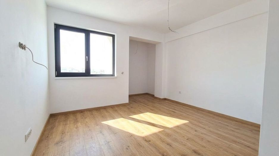 Apartament 3 camere, bloc nou, carte funciara, zona Cetate - Poză 3
