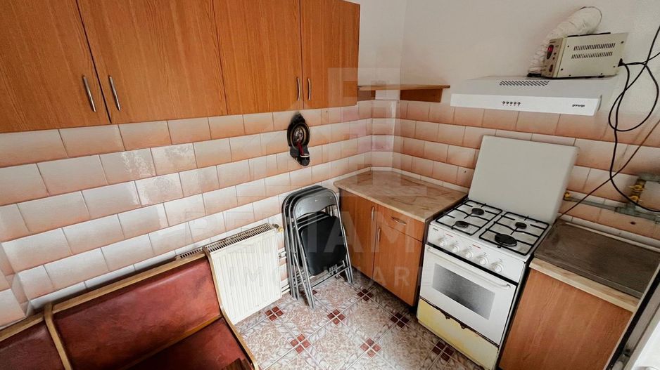 Casa 63mp- 2 Camere-Curte 65mp- Centrala Termica-AC-Zona Autogara - Poză 6