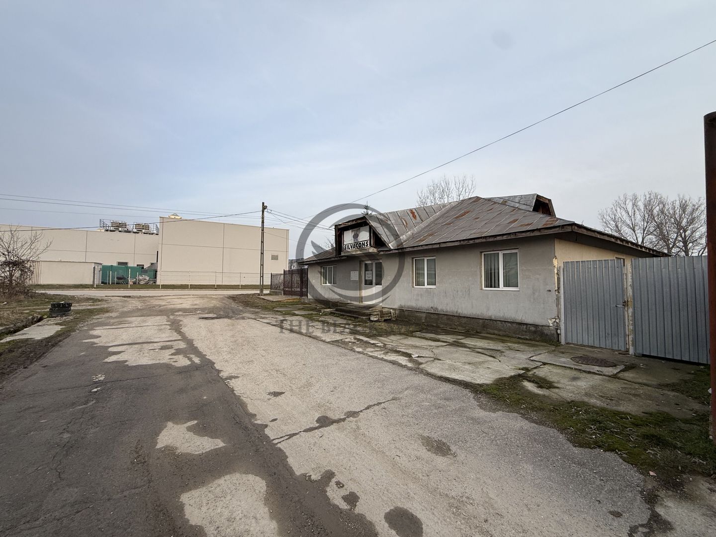 Casa / Spatiu birouri de vanzare | 1.153 mp teren | Kaufland - Moreni - Poză 4