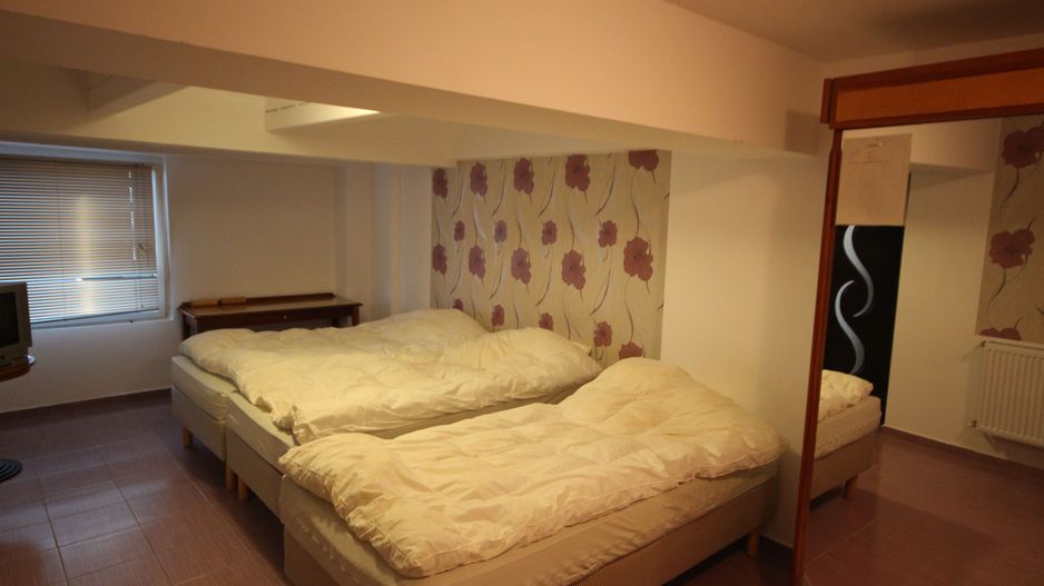 Vila  destinatie camin batrani - Poză 36