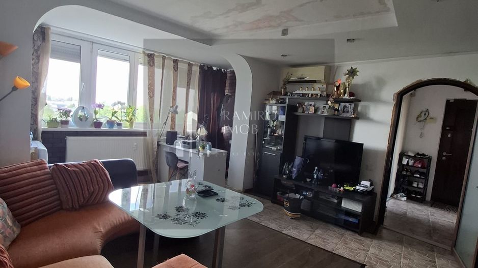 Apartament 3 camere Soseaua Alexandriei / Antiaeriana - Poză 2