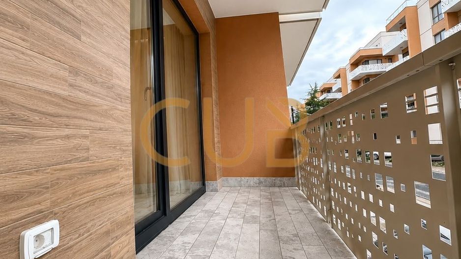 FUTURE RESIDENCE - 2cam DEOSEBIT complet mobilat+utilat|piscina,lift| - Poză 8