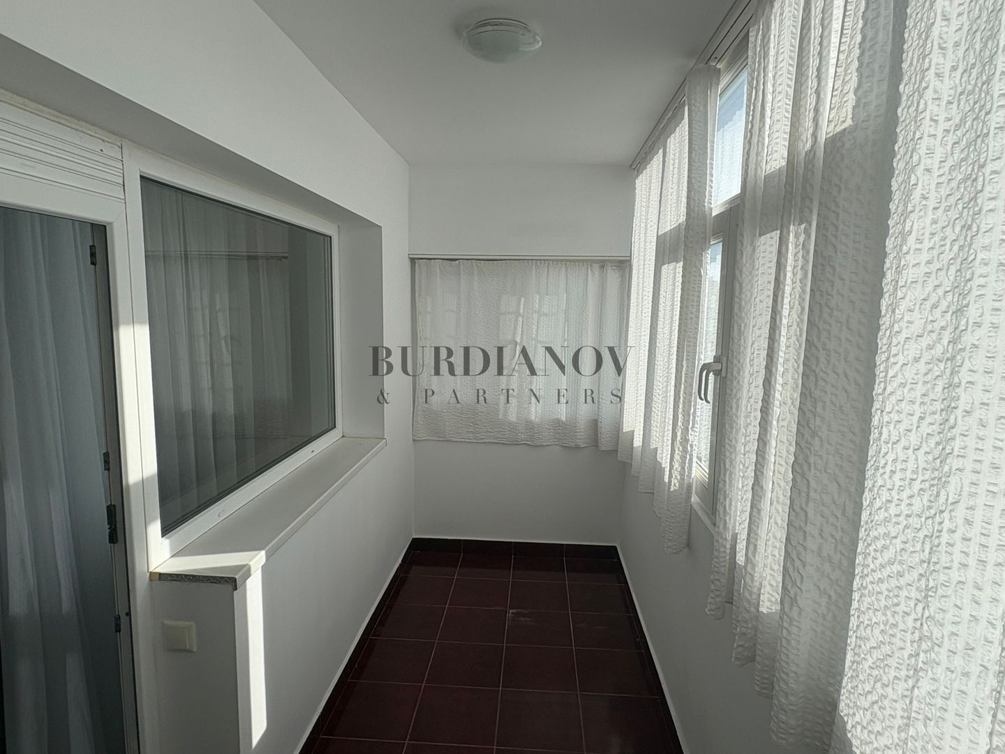 Apartament cu 3 camere - Centrală proprie- Drumul Taberei - Mall Plaza - Poză 21