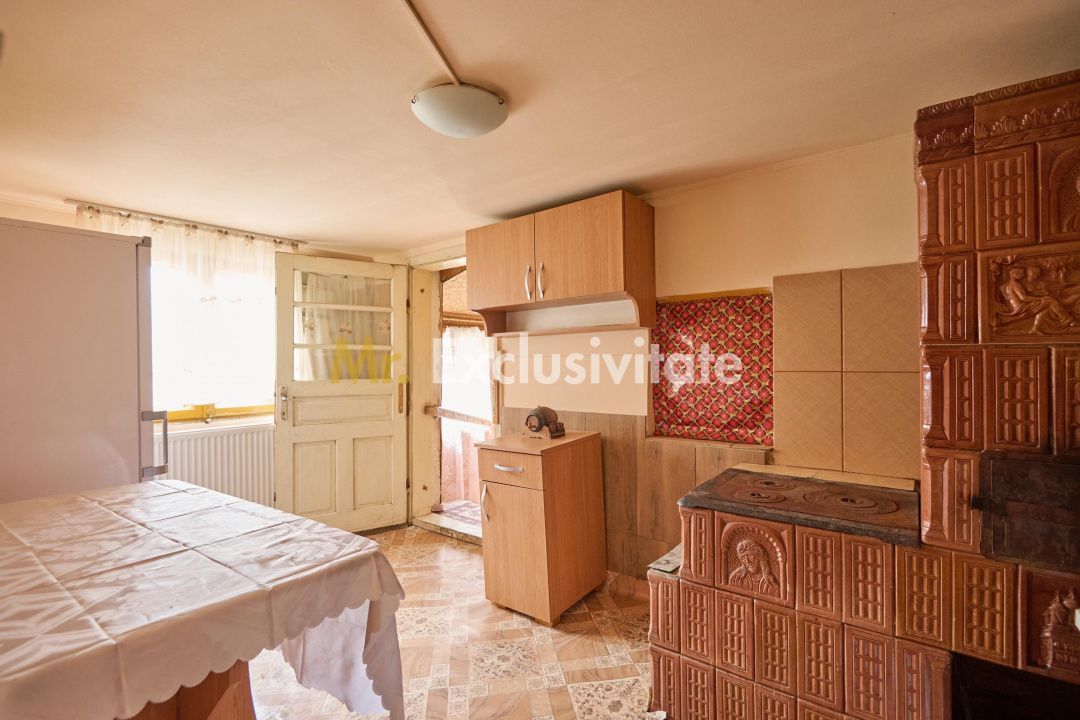 Casa in Leresti, la strada principala, cu rau in spate | teren 831 mp- Campulung - Poză 12