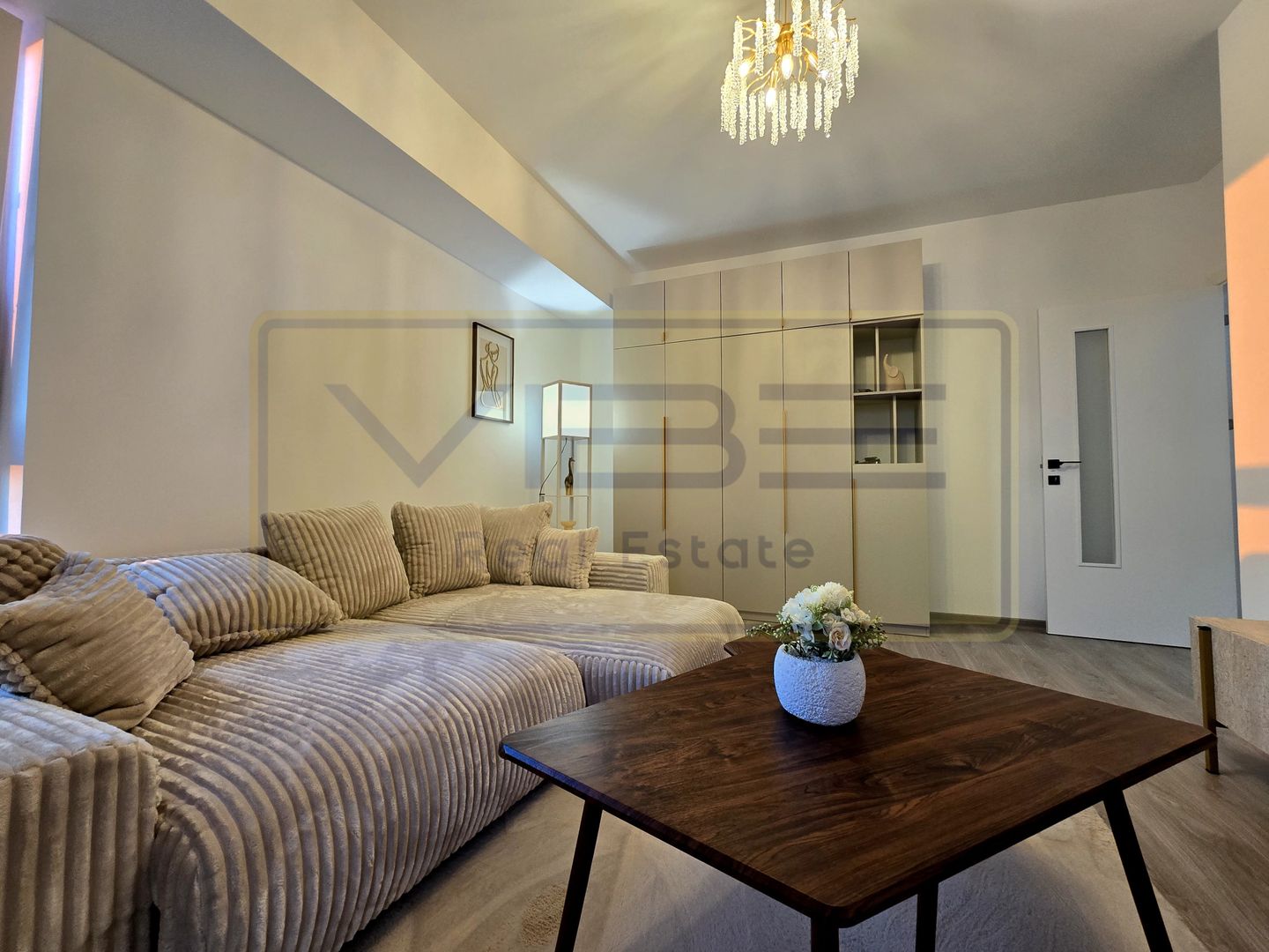 Copou- 3 camere 2 bai- decomandat- modern- parcare subterana - Poză 16