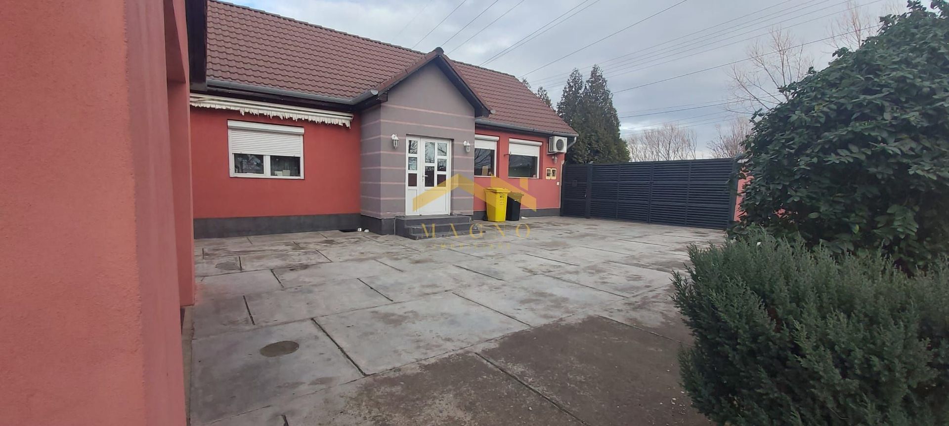 CASA MODERNA DE VANZARE IN MICALACA - Poză 1