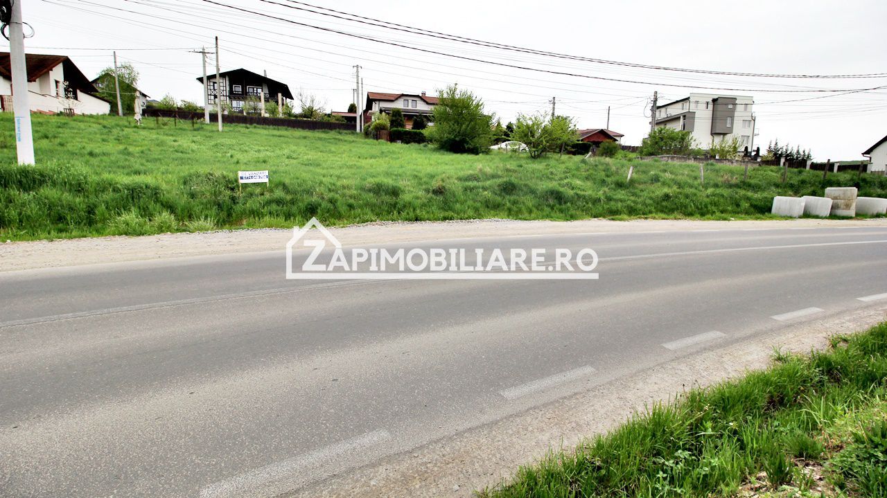 Teren Corunca la sosea cu utilitati 2 parcele de 500mp. - Poză 2
