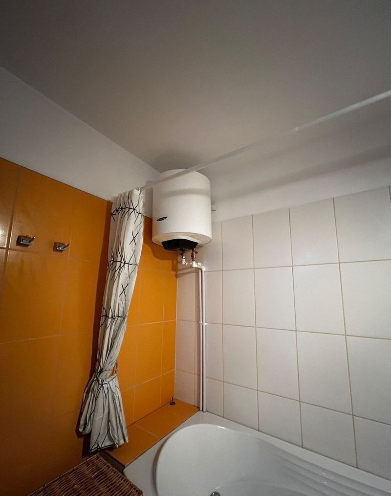 De Inchiriat Apartament 2 camere, metrou Piața Muncii - Poză 12