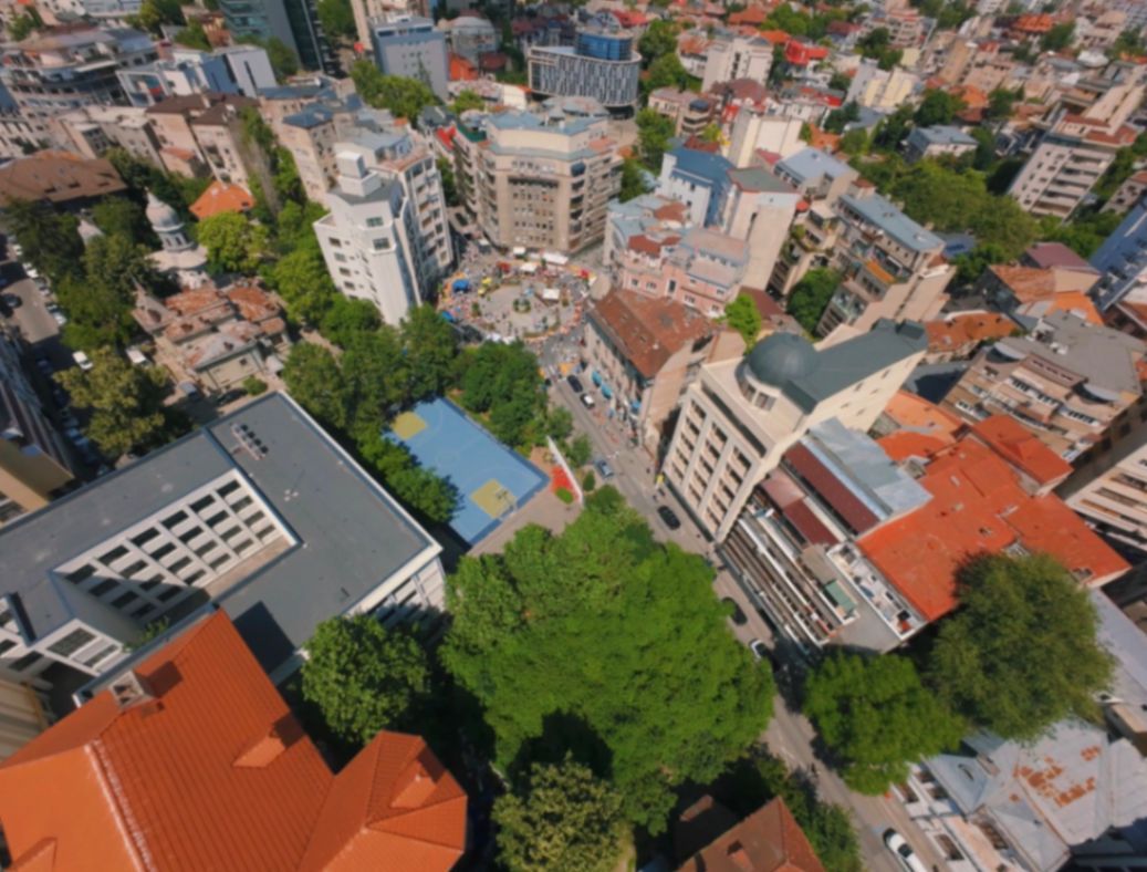 TEREN ULTRACENTRAL UNIVERSITATE - Poză 1