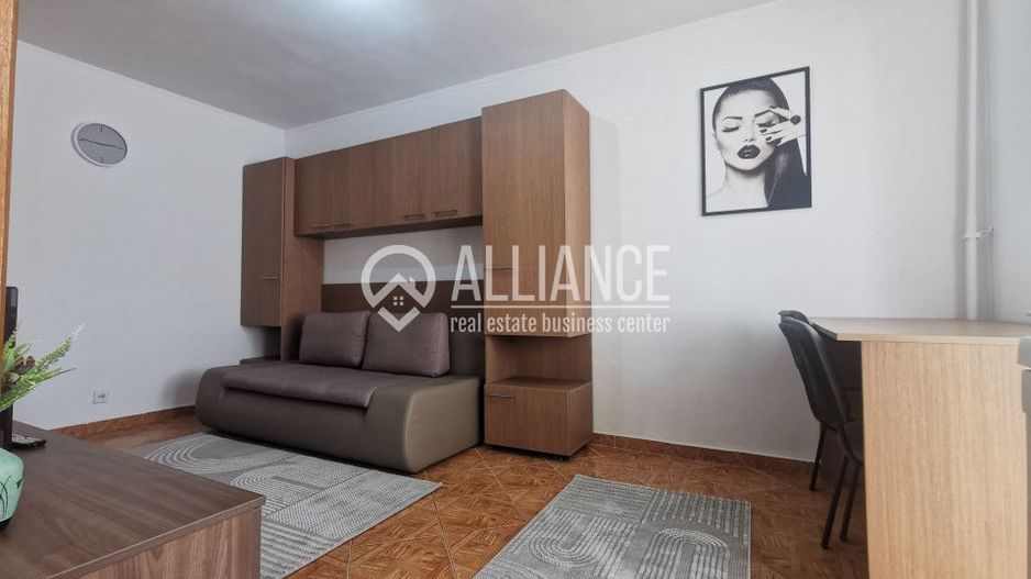 Zona Trocadero garsoniera mobilata termen lung - Poză 1