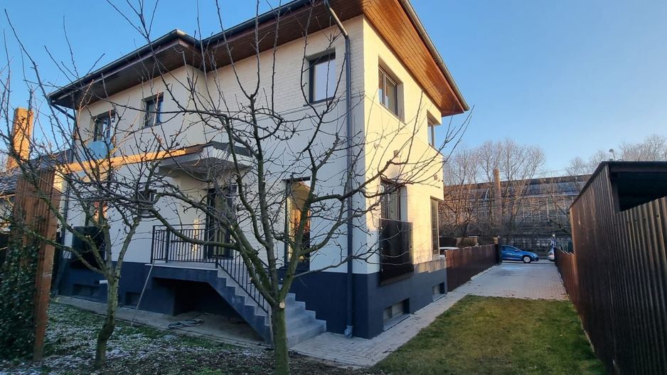 Casa tip duplex | 195 mp | zona Dambul Rotund - Poză 1