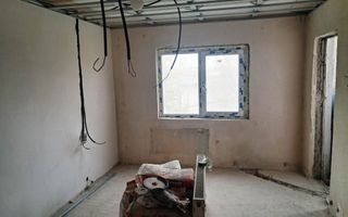 Apartament 3 camere Tg.Jiu - Poză 2