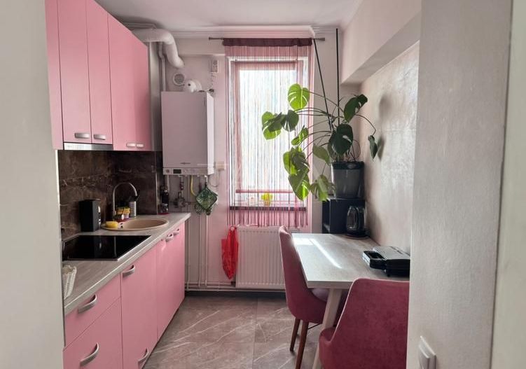 Apartament cu 2 camere, 2 balcoane, zona Băișoara, Gheorgheni. - Poză 5