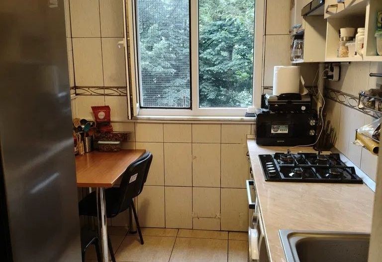 Apartament 3 camere de vanzare Drumul Taberei - Poză 5