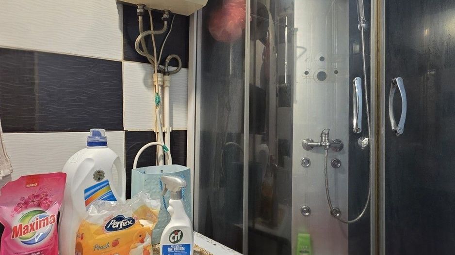 Cameră de cămin, mobilată și utilată, etaj 3, VASLUI - zona PROCOPIU; - Poză 3