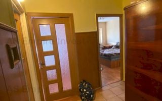 Ap 3 camere decomandat - zona Racadau - Poză 3