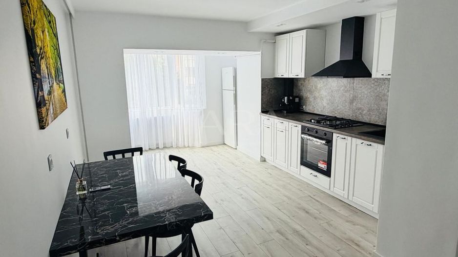 Apartament cu 2 camere decomandate, renovat, Plopilor, Cluj-Napoca. - Poză 4